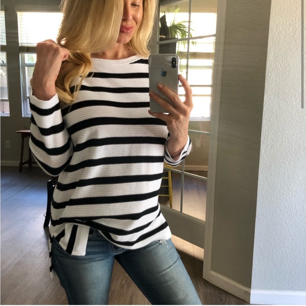 Black & White textured stripe tunic